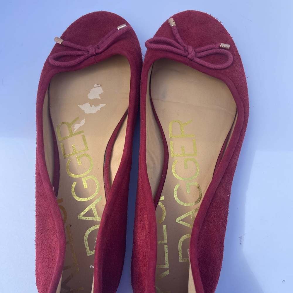 Women's kelsi  dagger burgundy, Suede Ballet Flats size 8